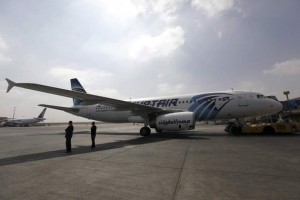 Un avion de la compagnie EgyptAir, à l'aéroport du Caire,en Egypte, le 5 septembre 2013. © Reuters