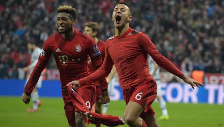 © AFP TOBIAS SCHWARZ Thiago Alcantara exulte avec Kingsley Coman après avoir inscrit le 4e but du Bayern contre la Juventus, le 16 mars 2016 à Munich