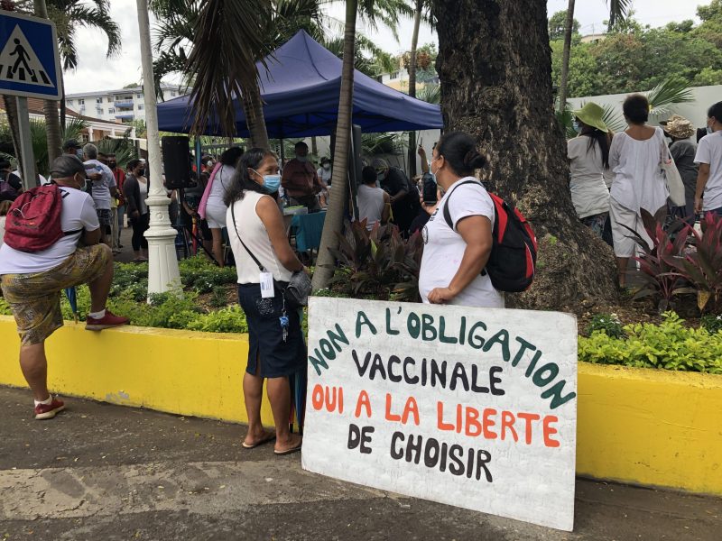 Manifestation contre obligation vaccin