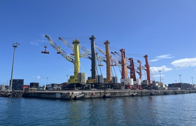 port autonome papeete grues