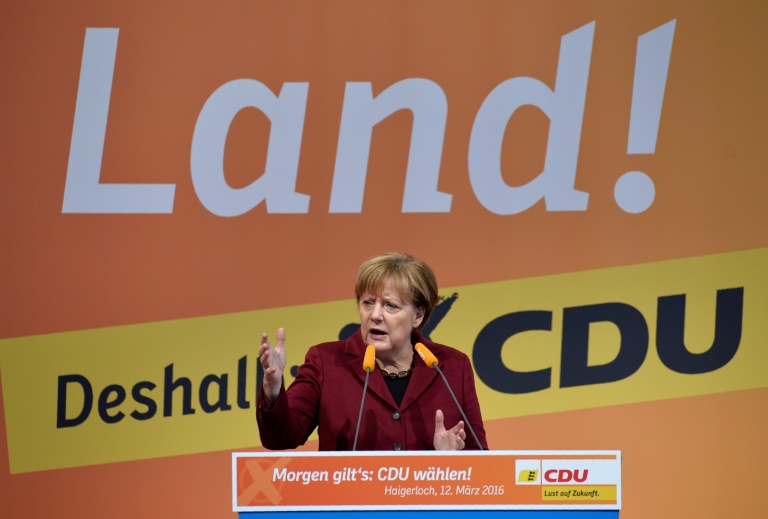 La chancelière allemande Angela Merkel le 12 mars 2016 à Haigerloch, en Allemagne, à la veille des élections régionales. © AFP