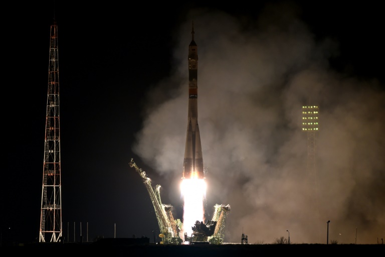 La fusée russe Soyouz TMA-20M  décolle vers la Station spatiale internationale (ISS) depuis cosmodrome de Baïkonour dans les steppes du Kazakhstan, le 19 mars 2016. © AFP