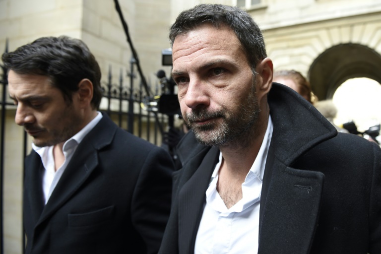 Jérôme Kerviel (D)  et son avocat David Koubbi à leur arrivée au palais de justice le 18 janvier 2016 à Paris . © AFP