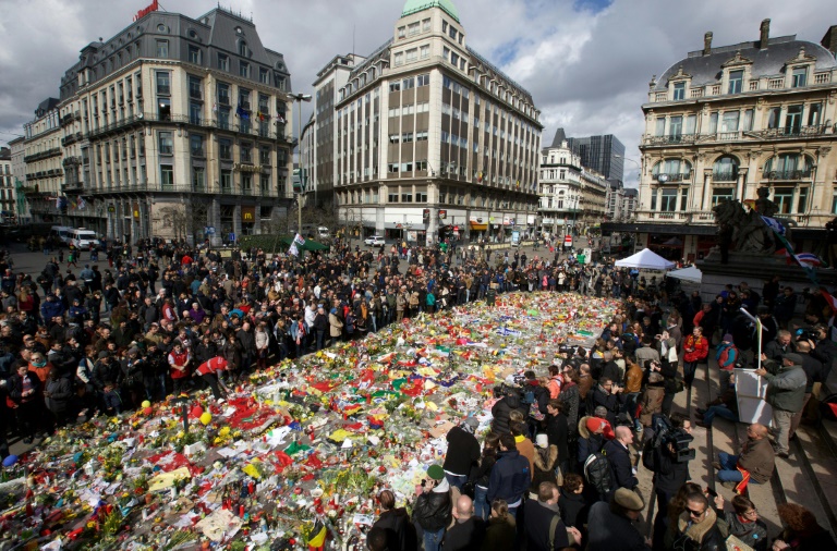 Hommages aux victimes des attentats, le 27 mars 2016 à Bruxelles. © AFP