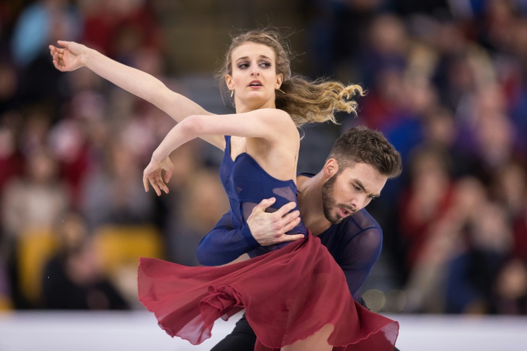 Gabriella Papadakis  Guillaume Cizeron lors du championnat du monde de danse sur glace le 31 mars 2016 à Boston. © AFP