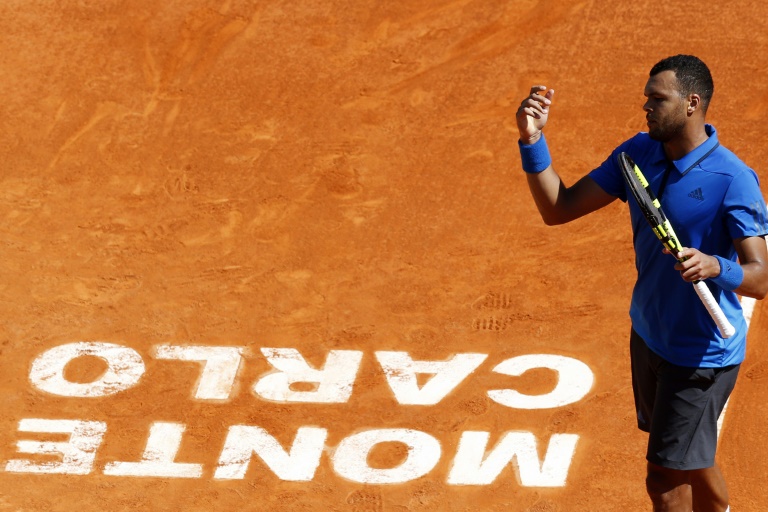 Jo-Wilfried Tsonga lors du match face à Roger Federer, le 15 avril 2016 às Monaco. © AFP