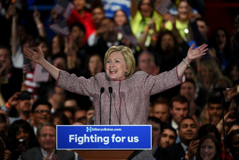 La candidate démocrate Hillary Clinton après sa victoire le 19 avril 2016 à New York . © AFP