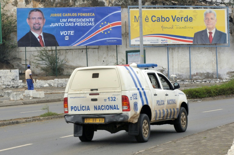 La police dans la ville de Praia en août 2011.. © AFP